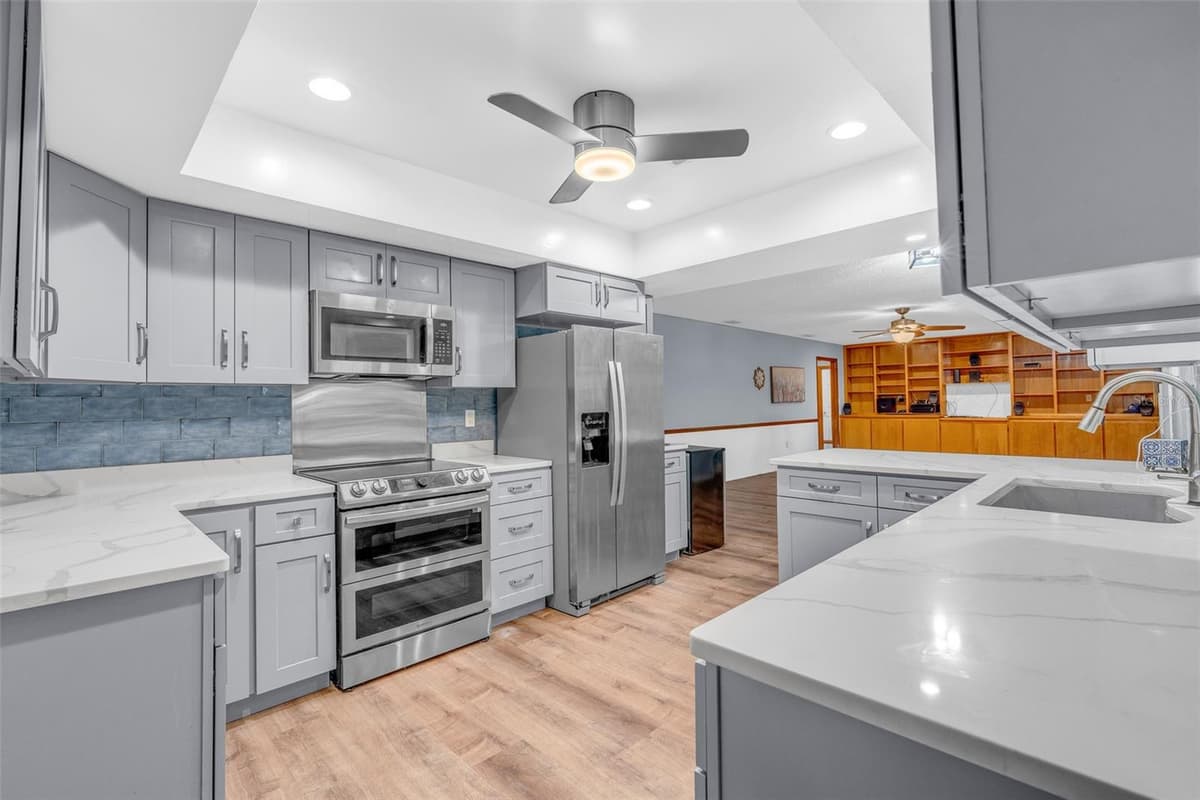130 SLADE DRIVE — photo 11 of 29