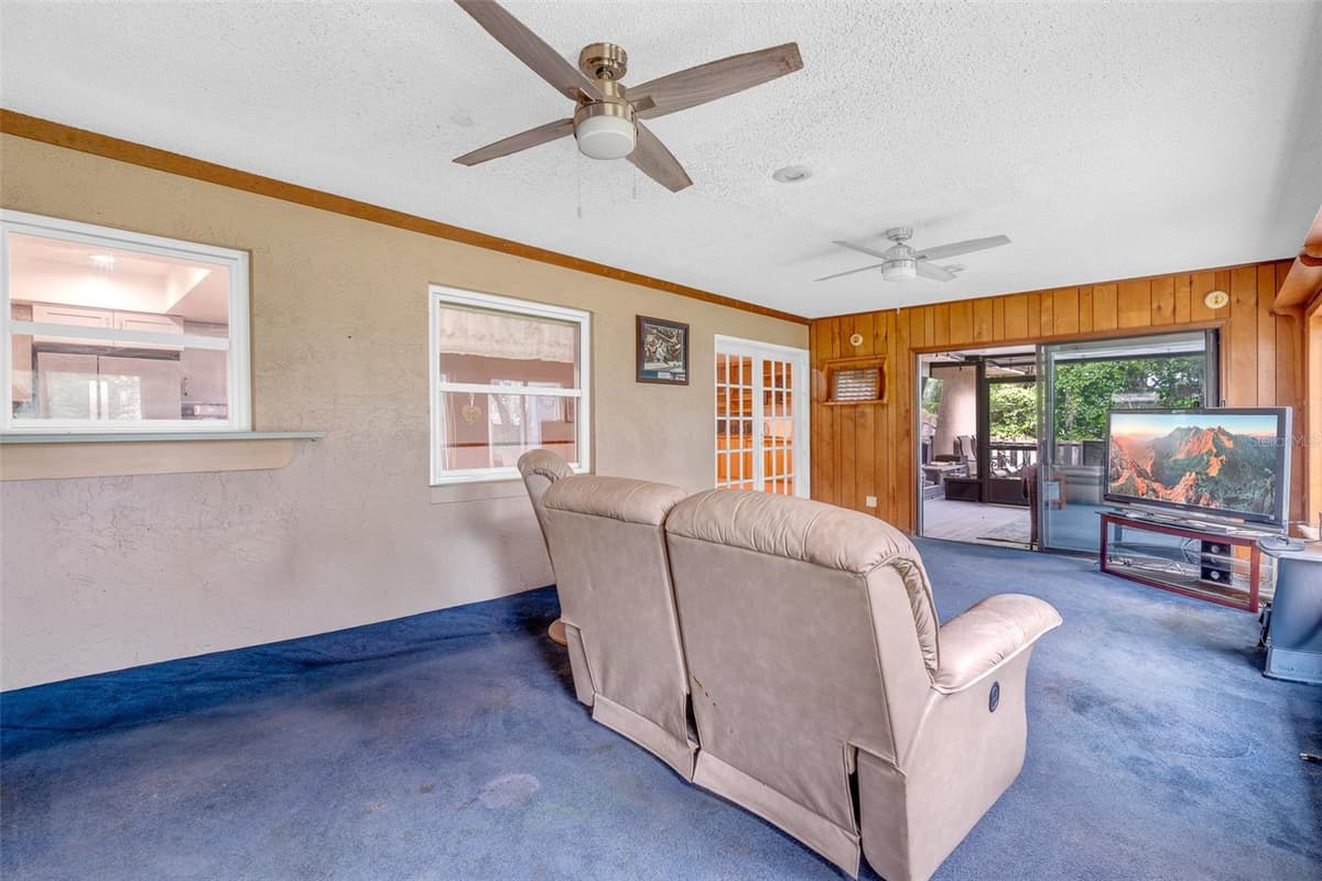 130 SLADE DRIVE — photo 19 of 29