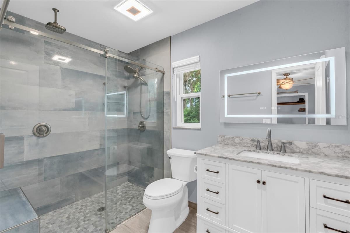 130 SLADE DRIVE — photo 4 of 29