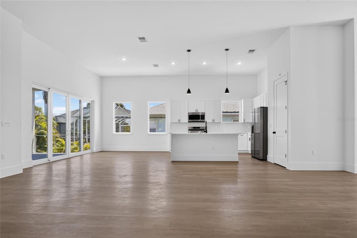 15809 MELPORT CIRCLE — photo 14 of 59