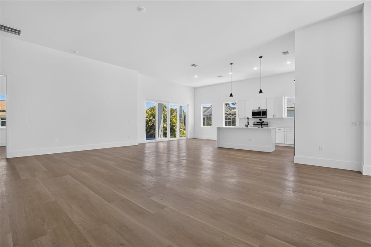 15809 MELPORT CIRCLE — photo 12 of 59
