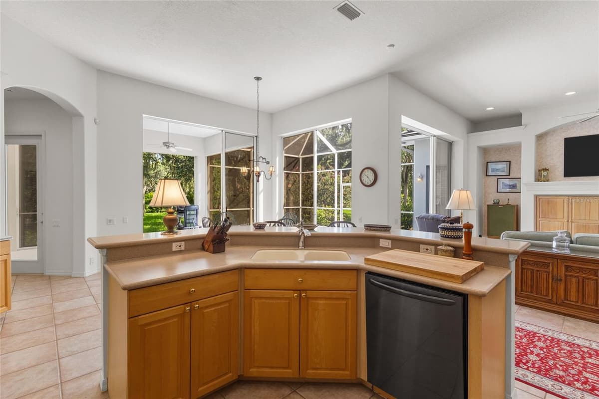 2686 DICK WILSON DRIVE — photo 13 of 39