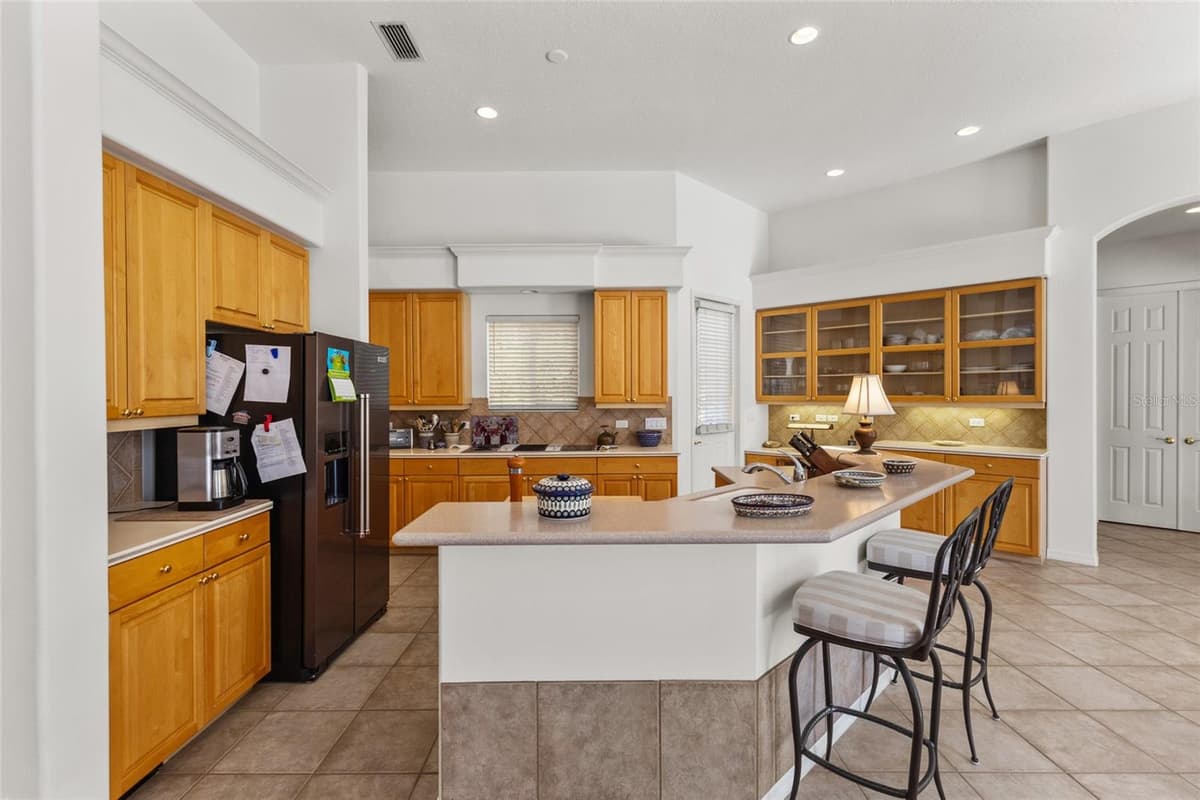 2686 DICK WILSON DRIVE — photo 12 of 39
