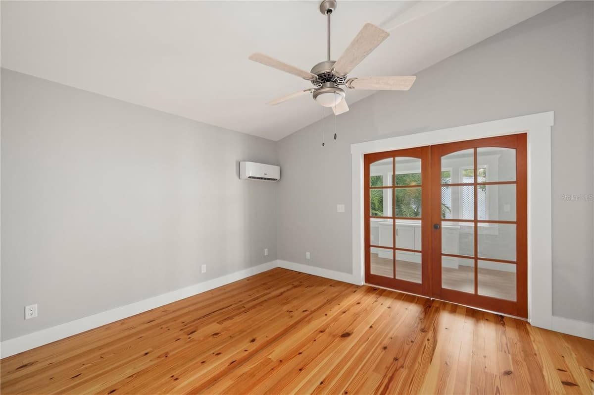 115 GILL STREET — photo 28 of 69