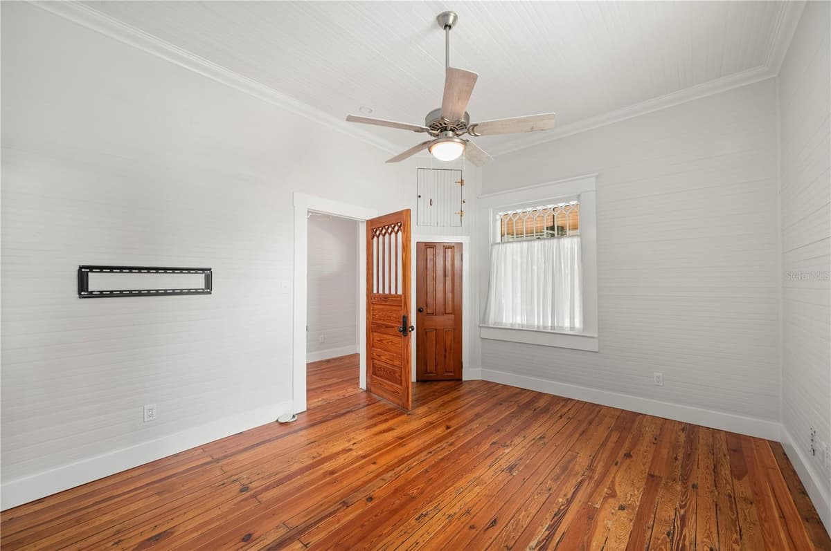 115 GILL STREET — photo 36 of 69
