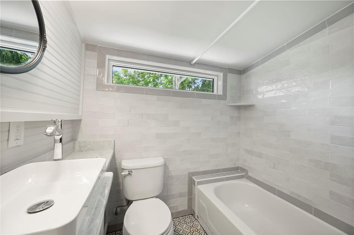 115 GILL STREET — photo 43 of 69