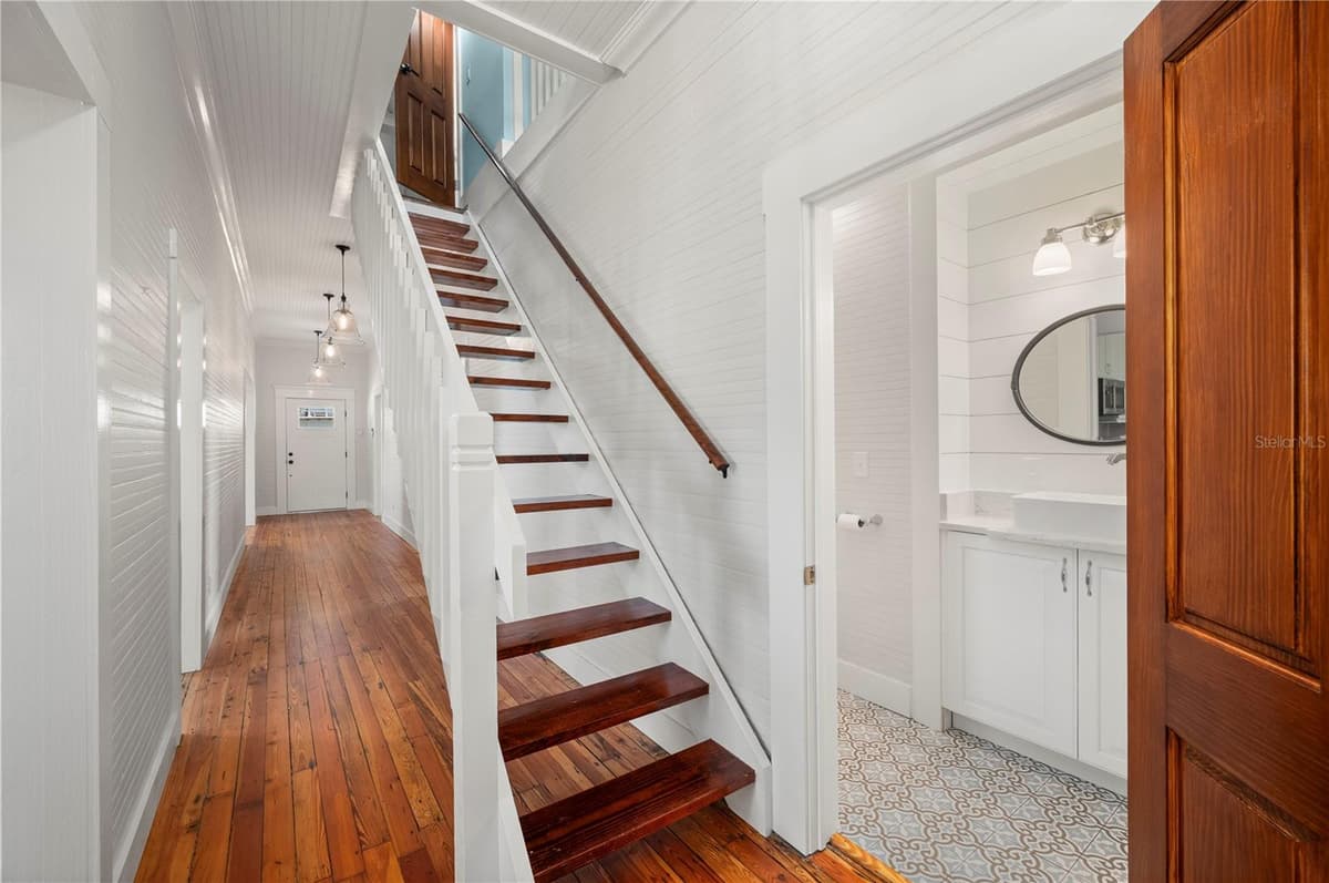 115 GILL STREET — photo 40 of 69