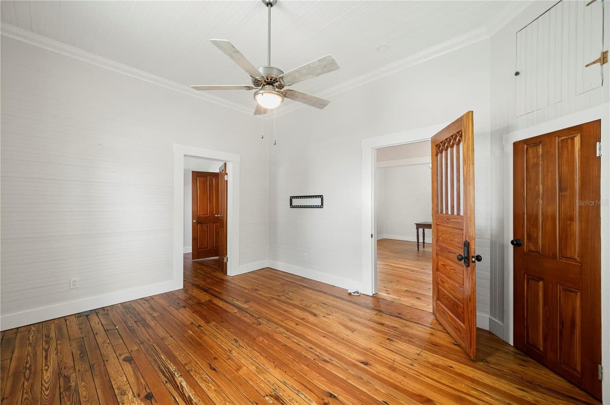 115 GILL STREET — photo 37 of 69