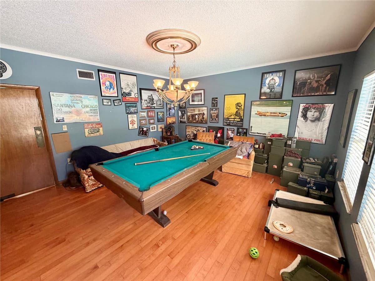 1880 HERMOSA AVENUE — photo 21 of 54