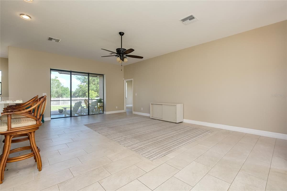 545 PEMBROKE DRIVE — photo 31 of 51