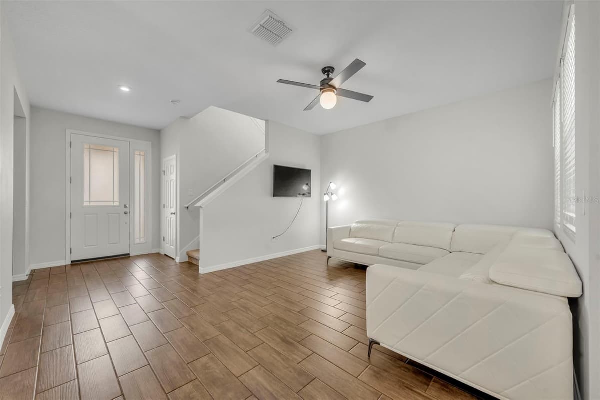 11844 FOUNDERS STREET — photo 5 of 41