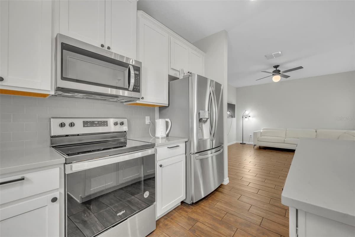 11844 FOUNDERS STREET — photo 7 of 41