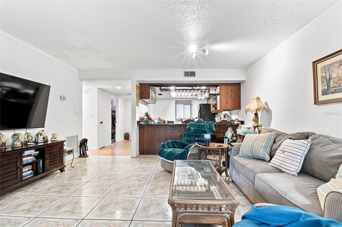 7104 KIRSCH COURT — photo 16 of 26