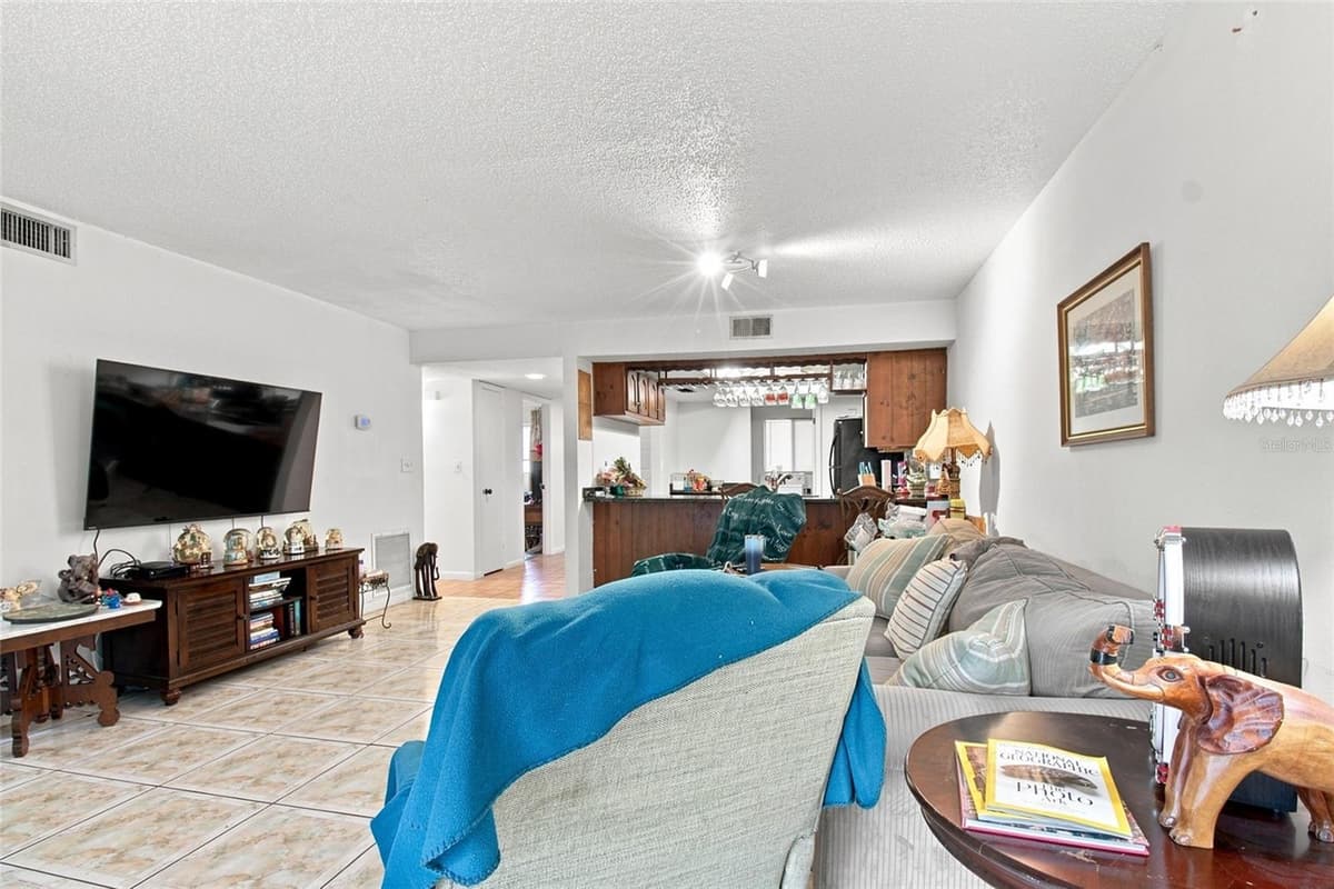 7104 KIRSCH COURT — photo 17 of 26