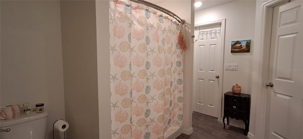 16 PRINCETON LANE — photo 25 of 37