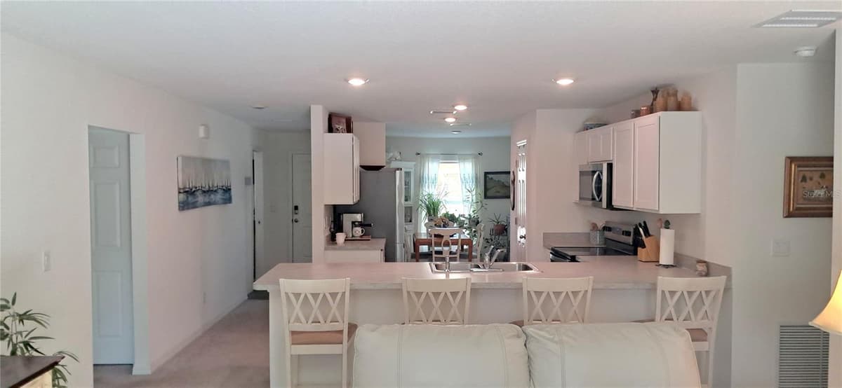 16 PRINCETON LANE — photo 7 of 37