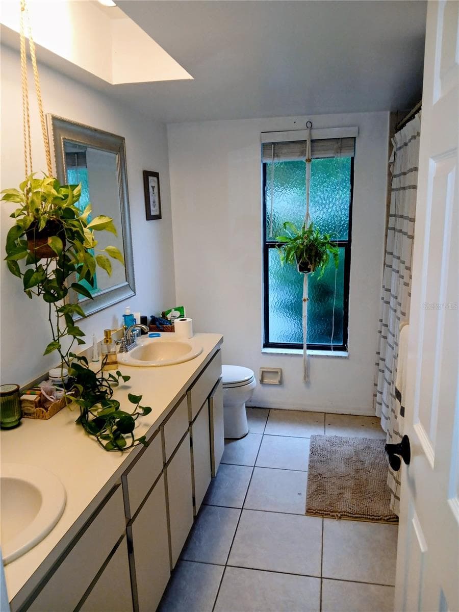 1170 WEXFORD DRIVE — photo 17 of 39