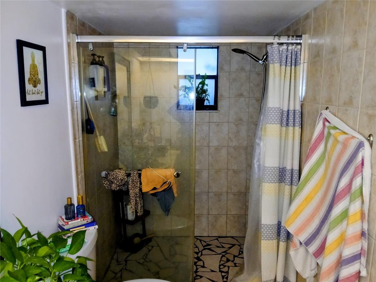 1170 WEXFORD DRIVE — photo 34 of 39