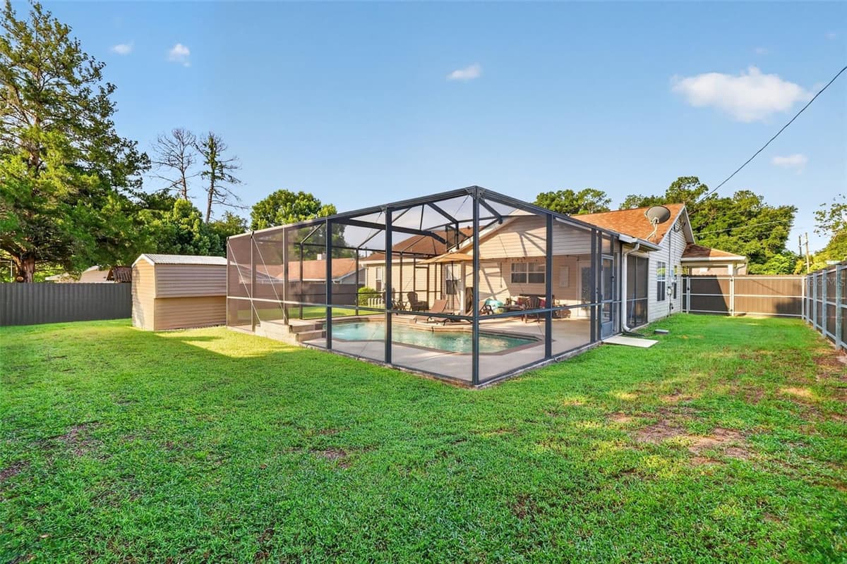 1 TEAK COURT — photo 33 of 34