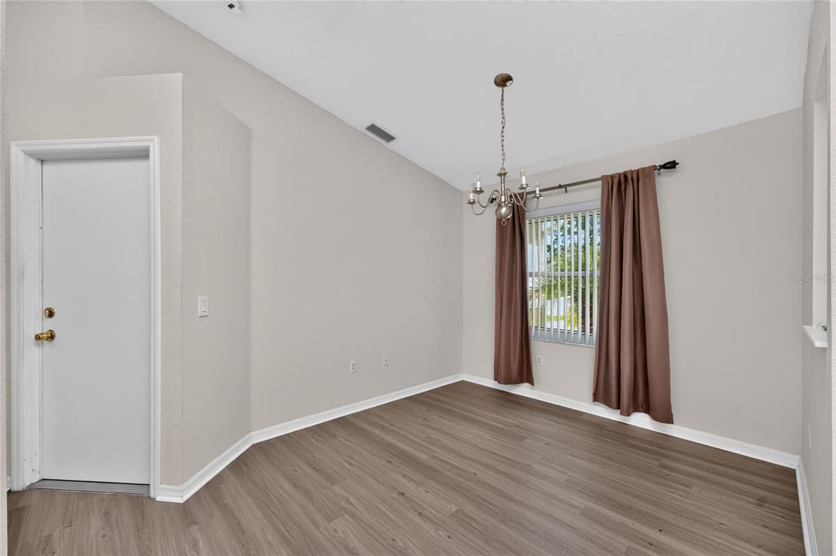 3871 COQUINA AVENUE — photo 11 of 50