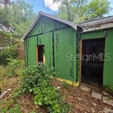 8869 OGDEN LANE — photo 9 of 28