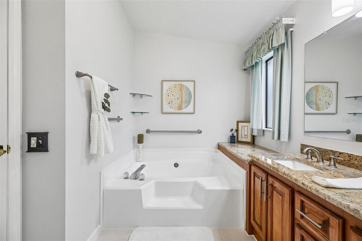 710 CORTEZ AVENUE — photo 27 of 37