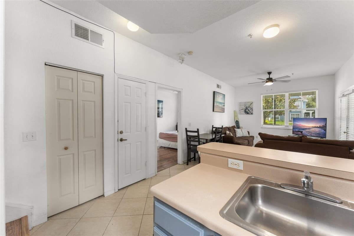 4000 VENETIAN BAY DRIVE — photo 12 of 34