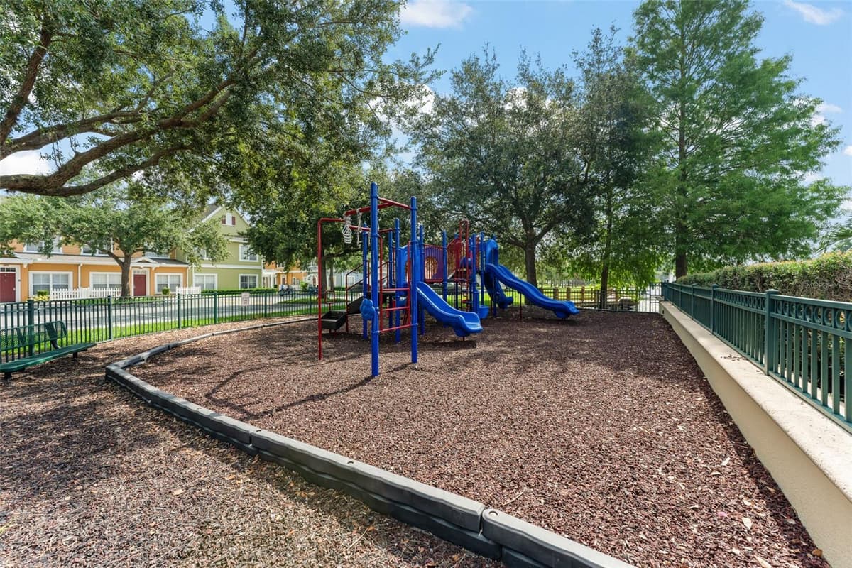 4000 VENETIAN BAY DRIVE — photo 30 of 34