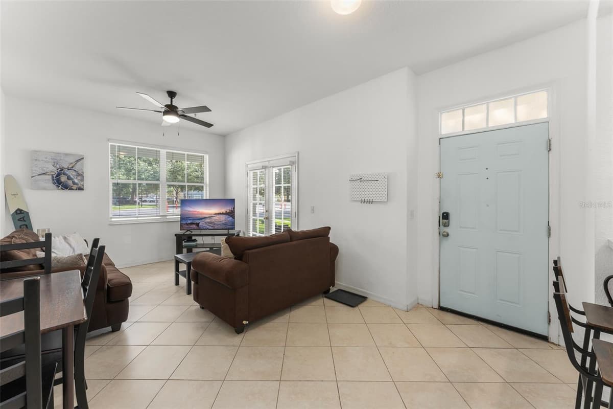 4000 VENETIAN BAY DRIVE — photo 4 of 34