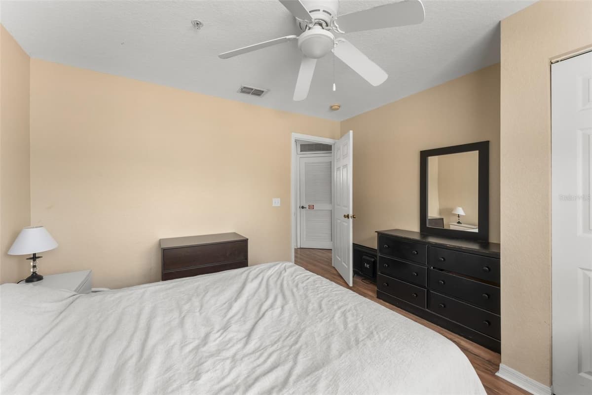 4000 VENETIAN BAY DRIVE — photo 23 of 34