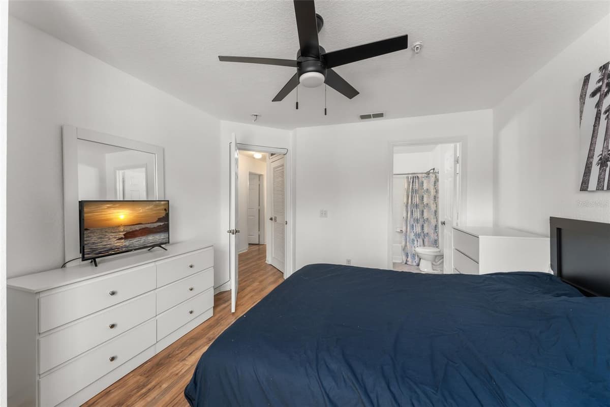 4000 VENETIAN BAY DRIVE — photo 25 of 34