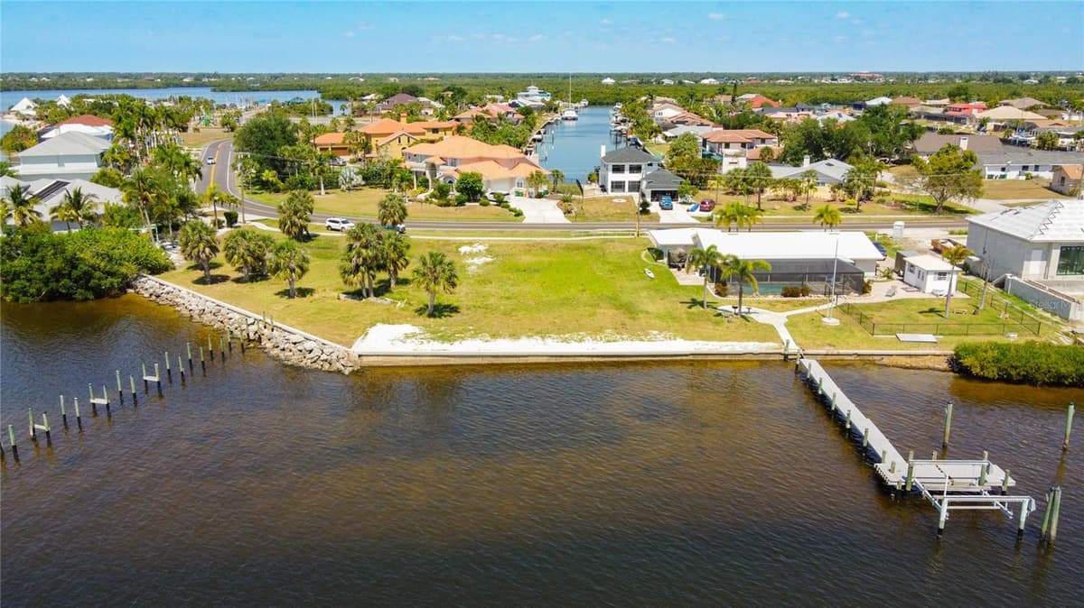 4456 HARBOR BOULEVARD — photo 15 of 26