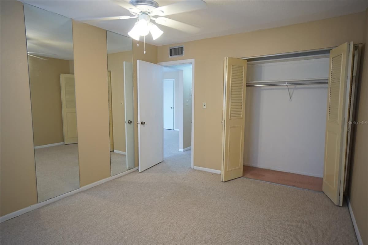 4610 GRAY STREET — photo 11 of 17
