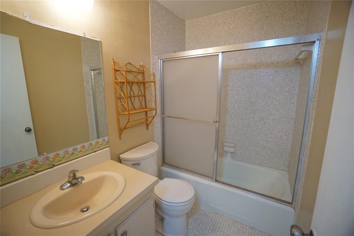 4610 GRAY STREET — photo 12 of 17