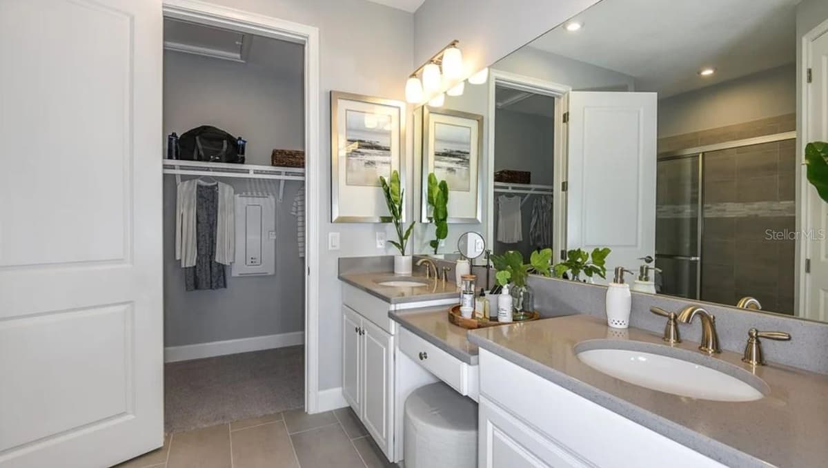 3209 TORTA COURT — photo 15 of 47