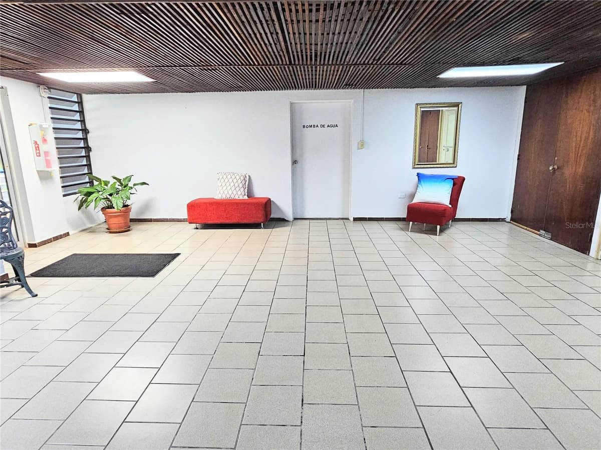 J10 SAN PATRICIO AVENUE — photo 4 of 22