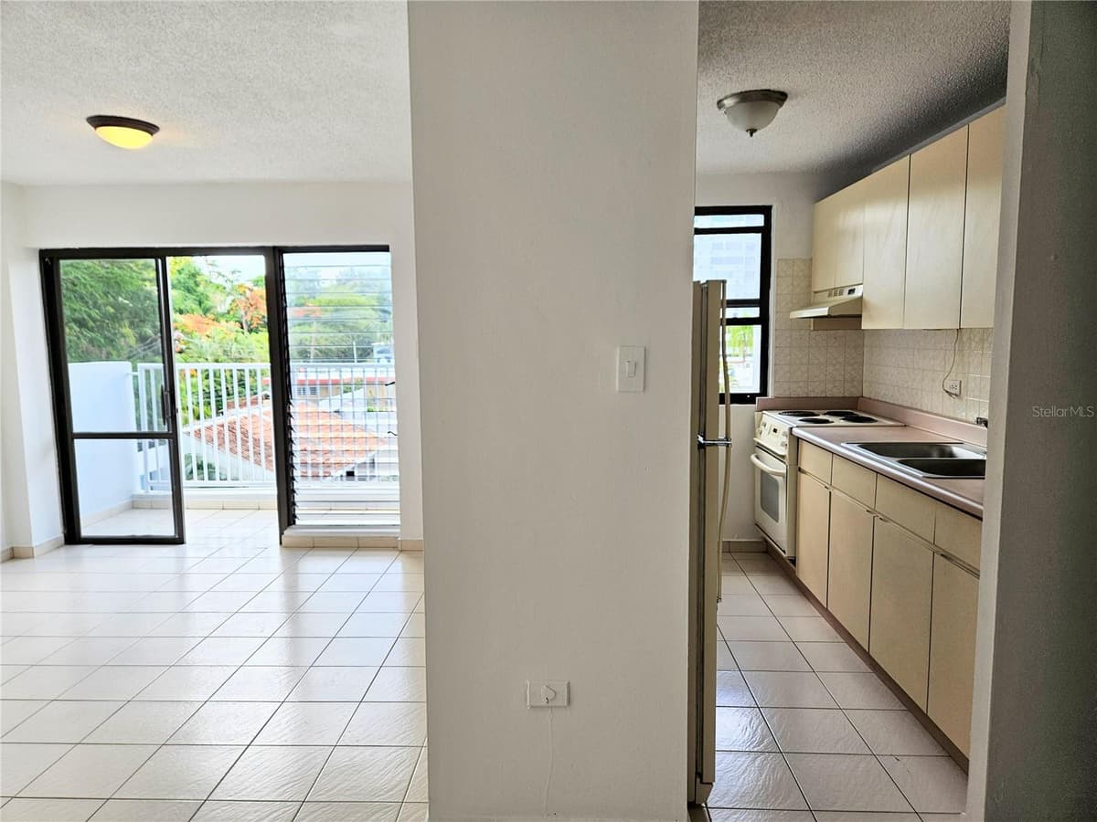 J10 SAN PATRICIO AVENUE — photo 19 of 22