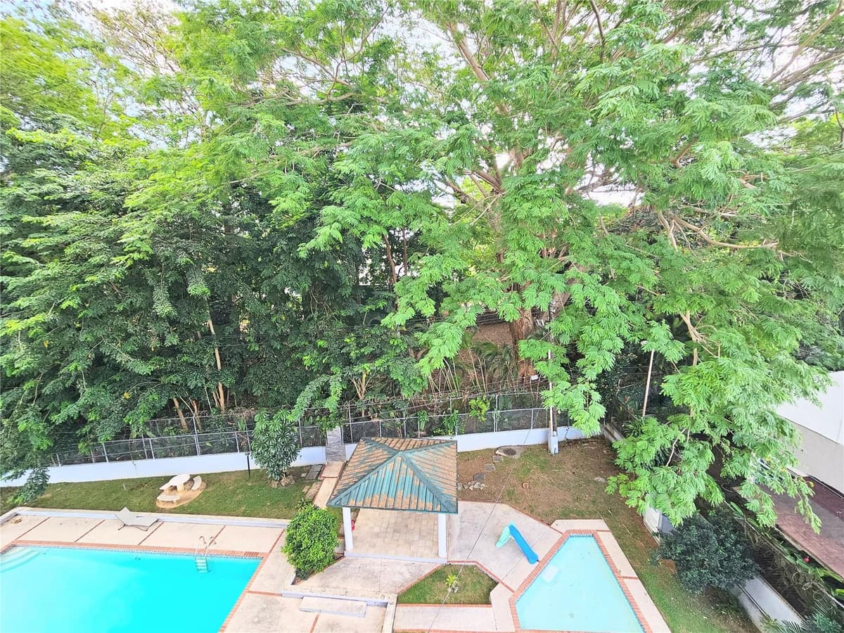J10 SAN PATRICIO AVENUE — photo 17 of 22