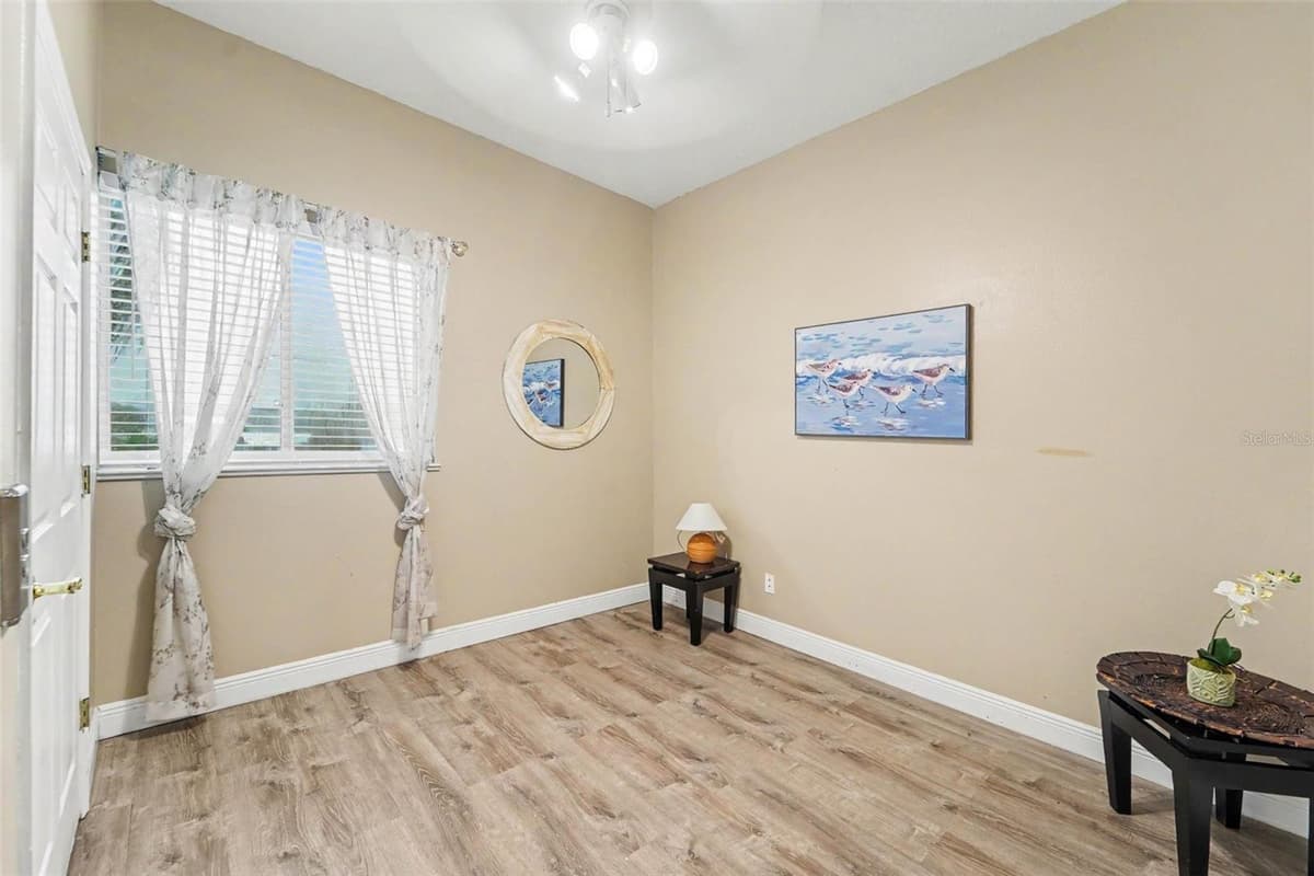 7533 HATTERAS DR — photo 16 of 27