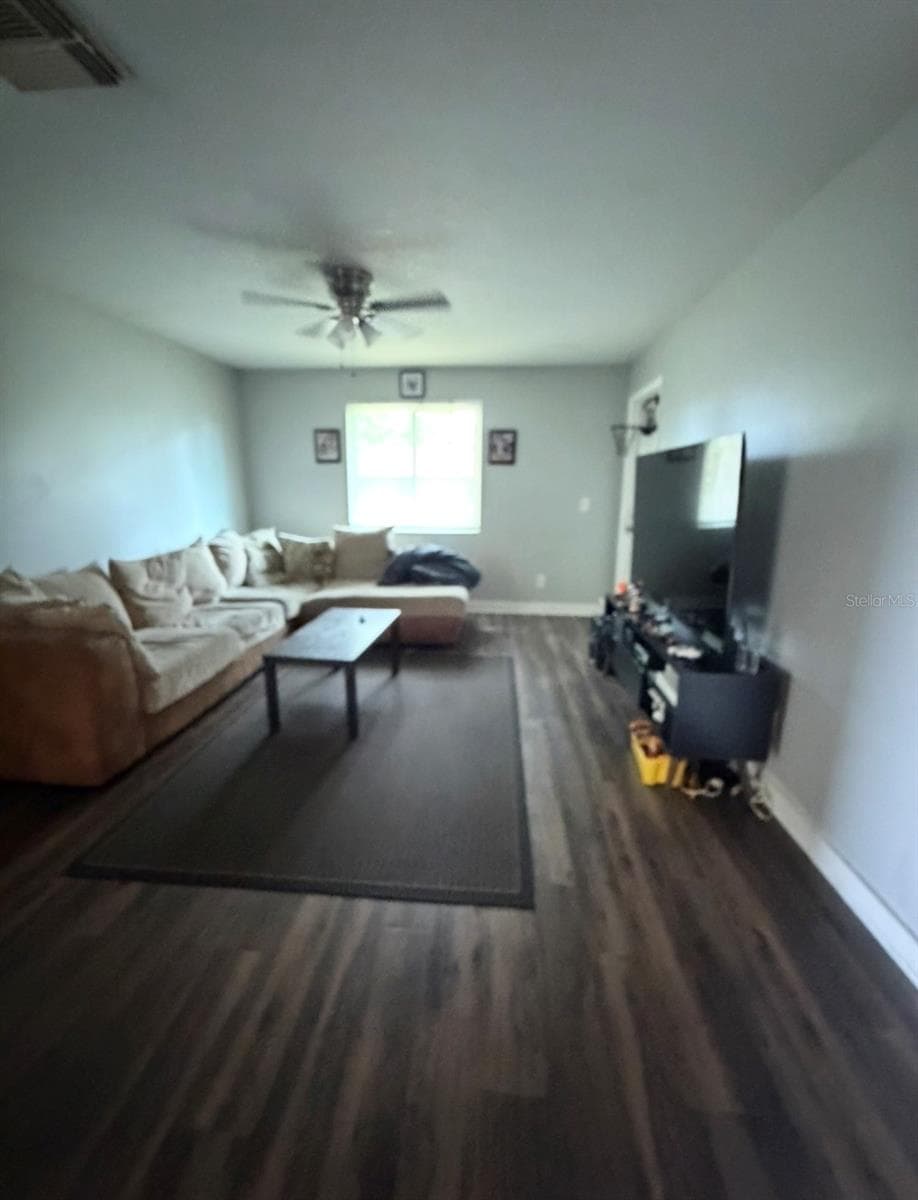 231 BERRY TREE PLACE — photo 4 of 7