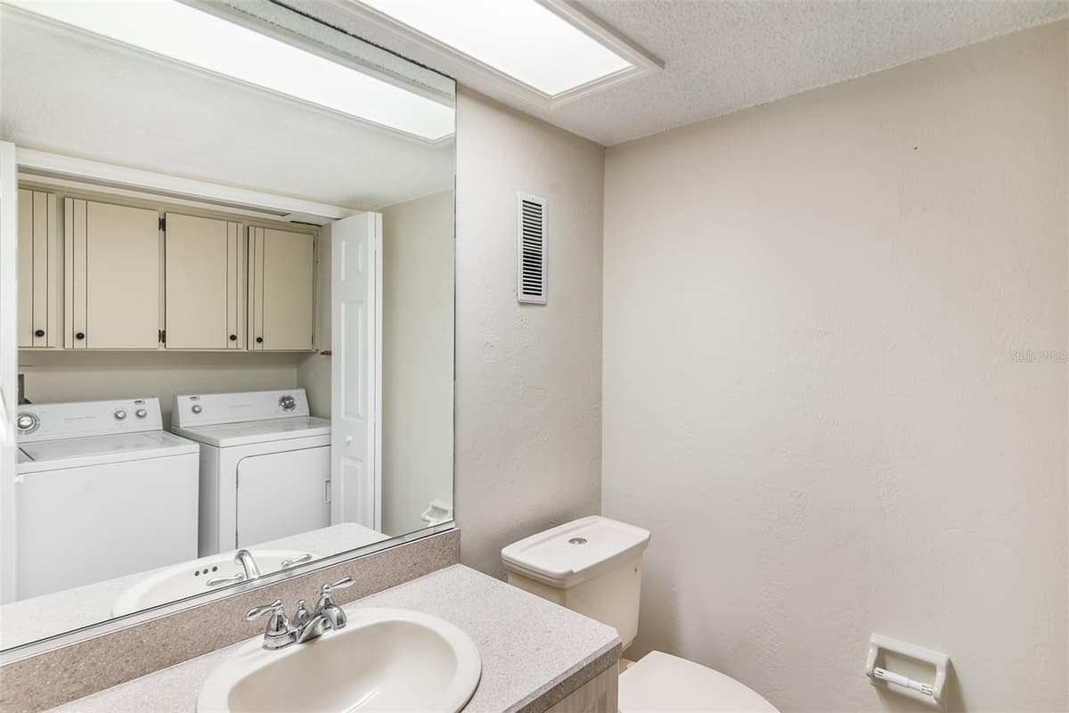 2600 OCEAN SHORE BOULEVARD — photo 8 of 42