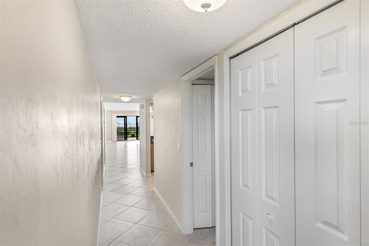2600 OCEAN SHORE BOULEVARD — photo 4 of 42