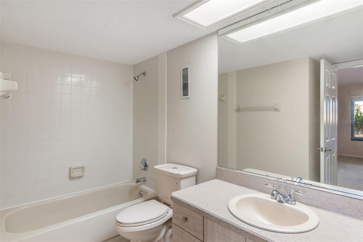 2600 OCEAN SHORE BOULEVARD — photo 20 of 42
