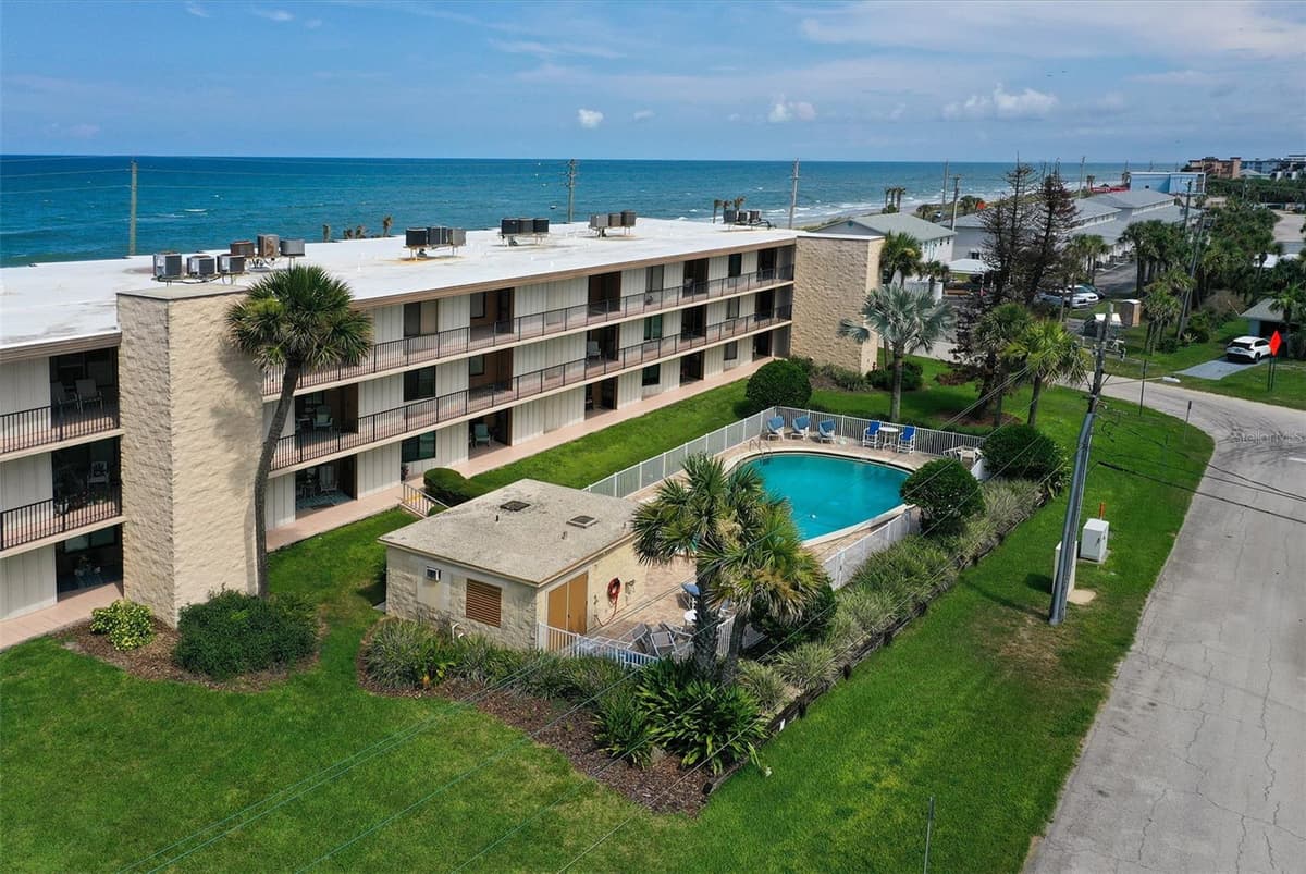 2600 OCEAN SHORE BOULEVARD — photo 32 of 42