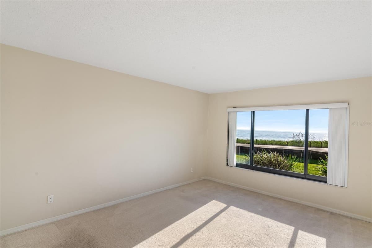 2600 OCEAN SHORE BOULEVARD — photo 13 of 42