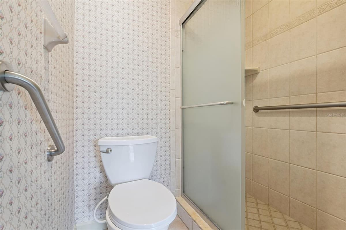 1429 MAJESTIC OAK DRIVE — photo 24 of 52