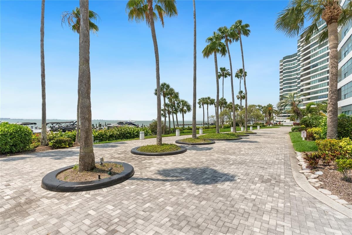 888 BOULEVARD OF THE ARTS — photo 4 of 72