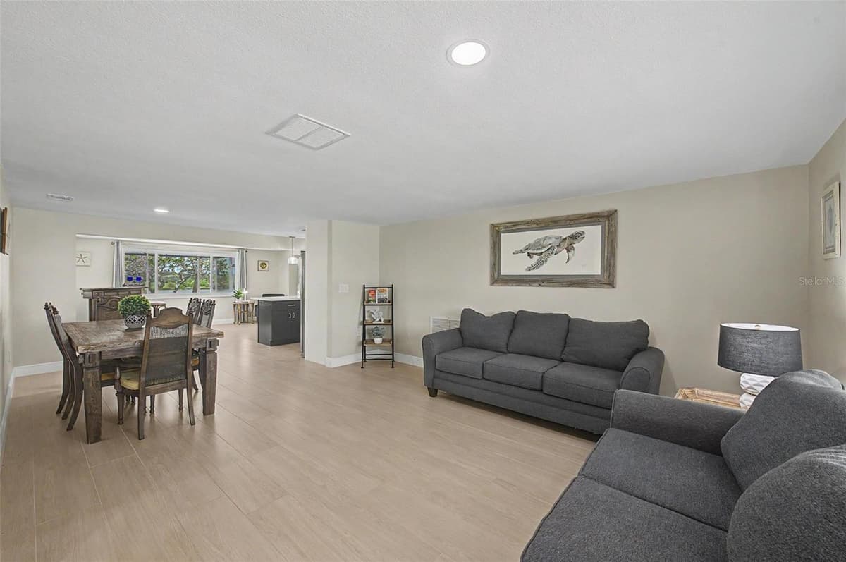 3837 TOPSAIL TRAIL — photo 6 of 48