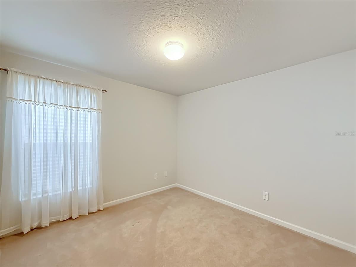 5669 40TH STREET — photo 23 of 61