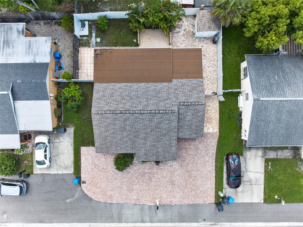 6711 GLEN FOREST COURT — photo 41 of 45